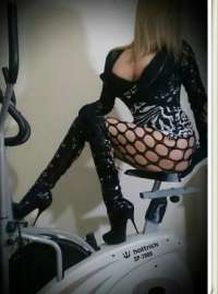 Mersin Gecelik Escort Bayan: Zarif ve Sihirli