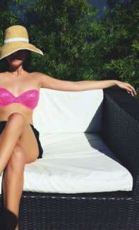 Mersin Saatlik Escort'ta Hayallerinizi Süsleyecek Kız: Aslı